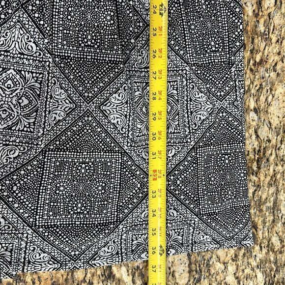 White House Black Market Sleeveless Printed Short Dress Size M - Picture 11 of 11